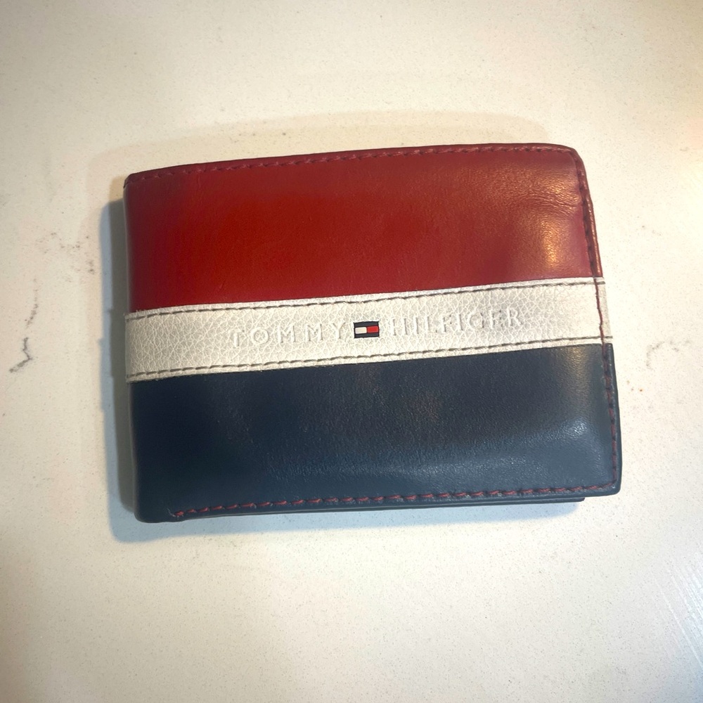 Mens Black, white & Red leather Wallet